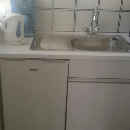 Les Fontaines Saint Leonard Apartment *