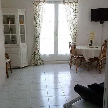 Apartment Les Fontaines Saint Leonard
