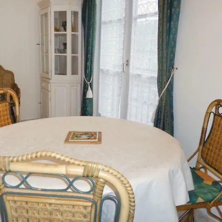 Les Fontaines Saint Leonard *